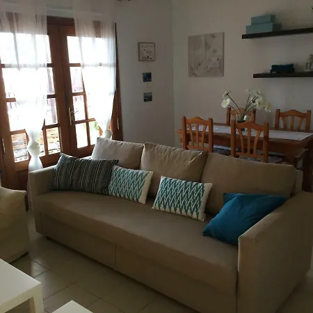 Residencial Alegranza Casa vacanze *